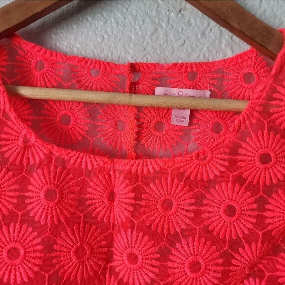 Lilly Pulitzer Red Short Sleeve Lace Blouse - Picture 2 of 8